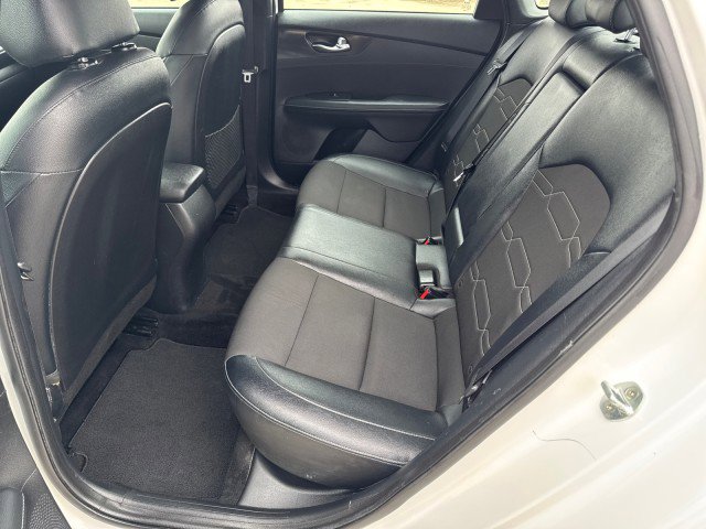 Used 2023 Kia Forte GT-Line w/ GT-Line Premium Package image 11