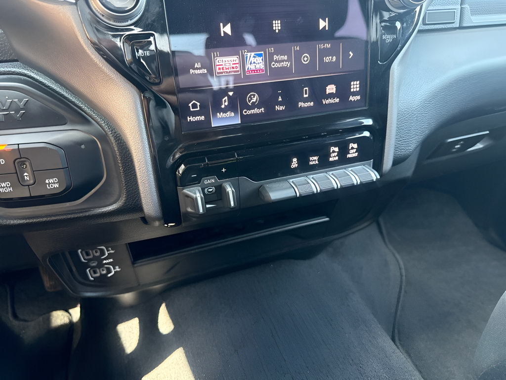 Used 2026 RAM 2500 Big Horn AWD/4WD image 24