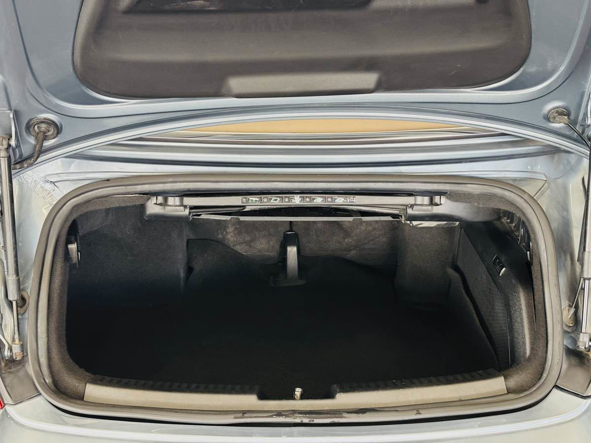 Used 2019 Volkswagen Beetle 2.0T Final Edition SEL FWD image 11