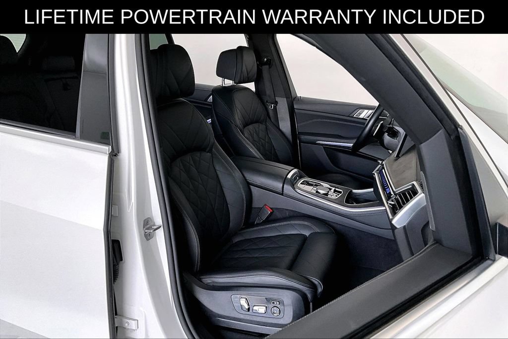 Used 2025 BMW X5 xDrive40i AWD/4WD image 9
