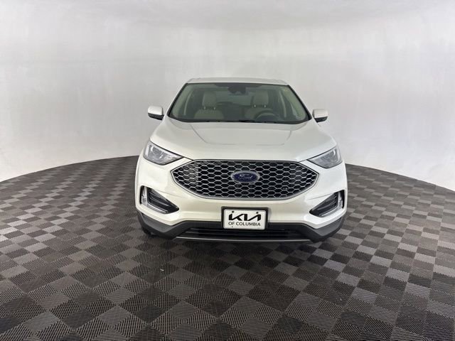 Used 2023 Ford Edge SEL w/ Convenience Package image 3