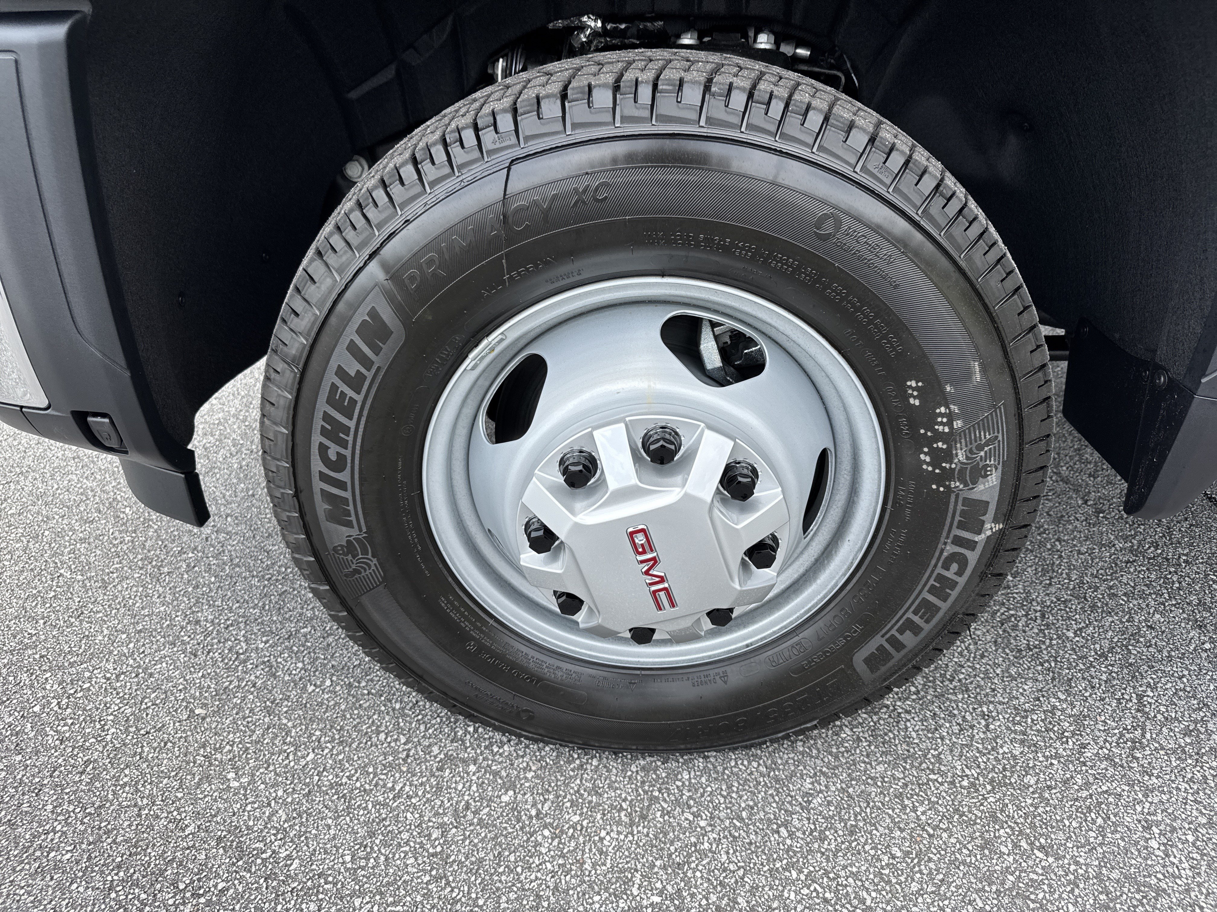 New 2026 GMC Sierra 3500 Pro AWD/4WD image 13