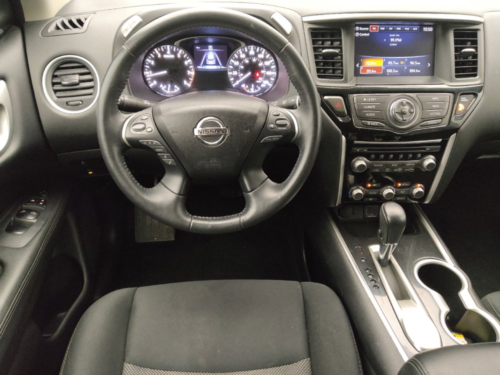 Used 2019 Nissan Pathfinder SV FWD image 22