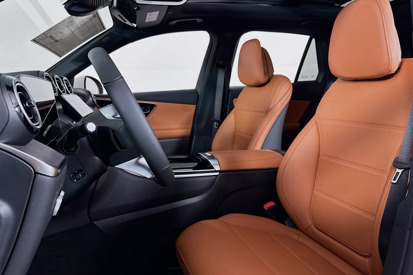 New 2026 Mercedes-Benz GLC 300 image 16