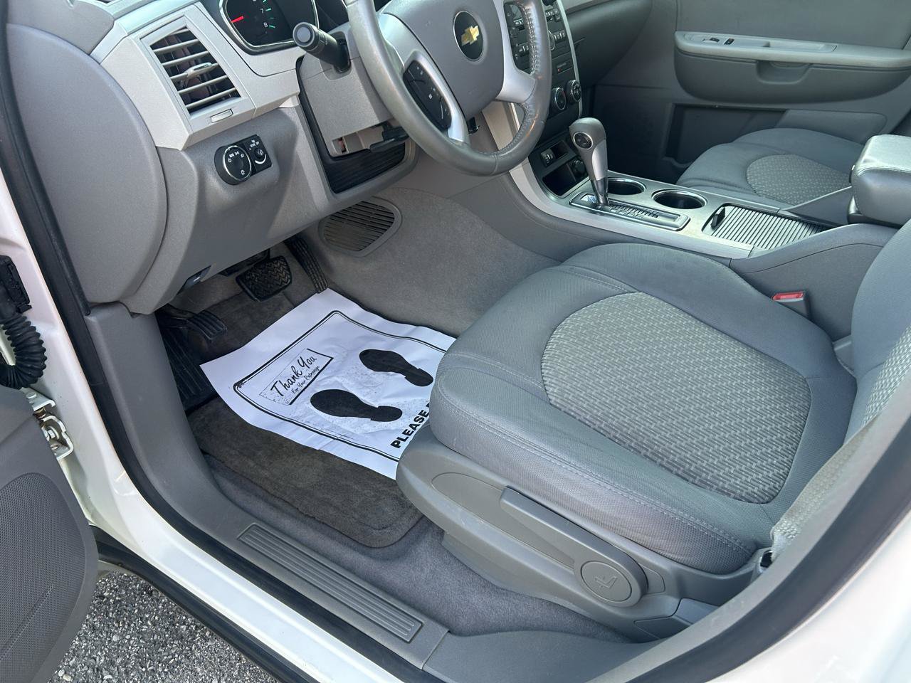Used 2012 Chevrolet Traverse LS FWD image 10