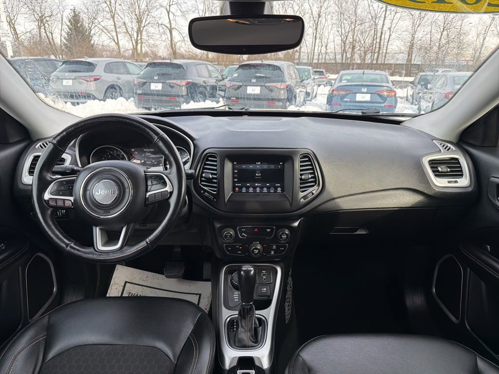 Used 2019 Jeep Compass Latitude w/ Popular Equipment Group image 11