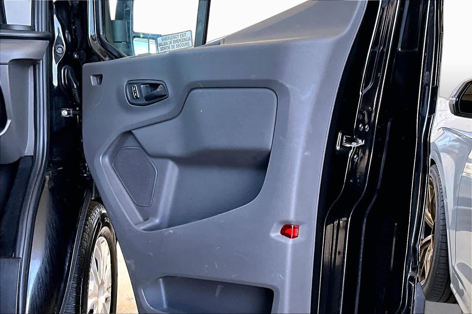 Used 2024 Ford Transit 350 XLT RWD image 22