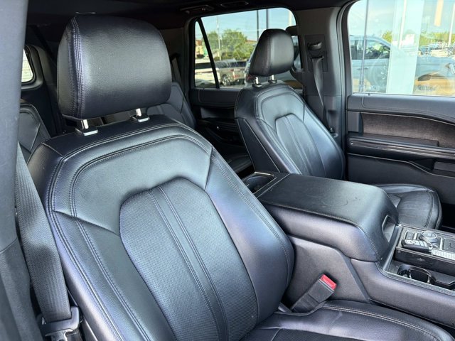 Used 2021 Ford Expedition Max Limited AWD/4WD image 19