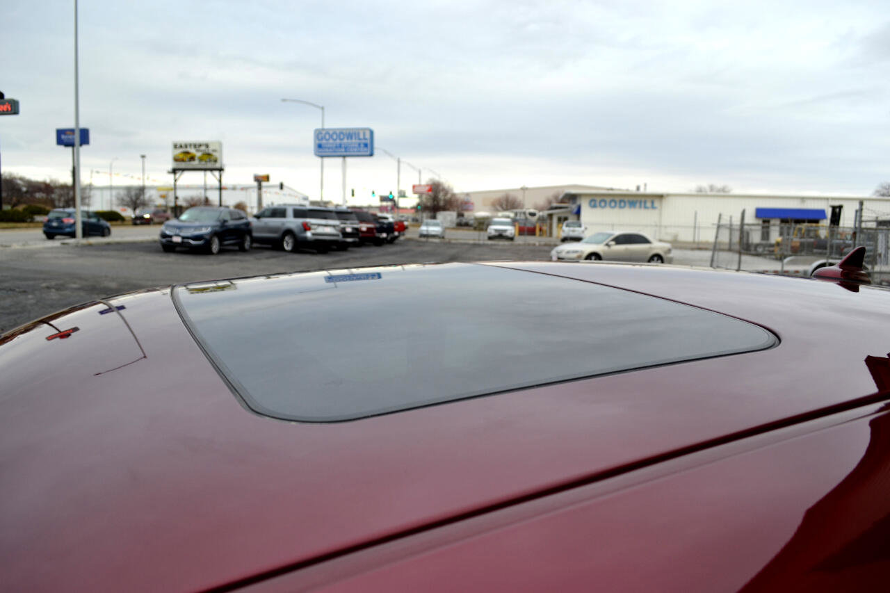 Used 2021 Dodge Challenger GT w/ Plus Package image 27