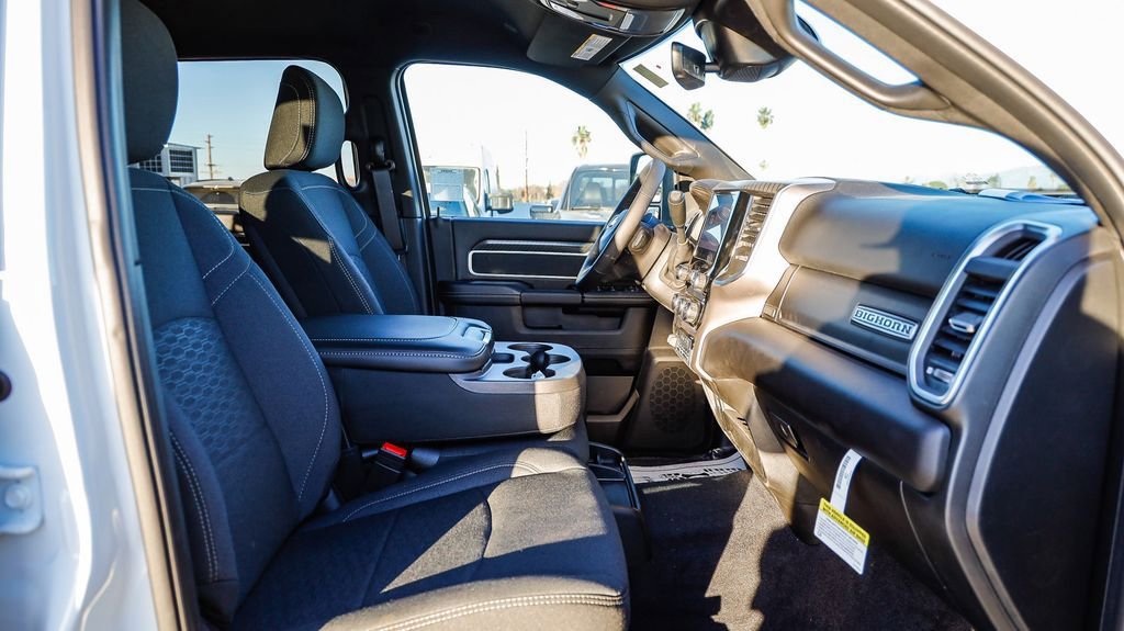 New 2026 RAM 3500 Big Horn AWD/4WD image 20