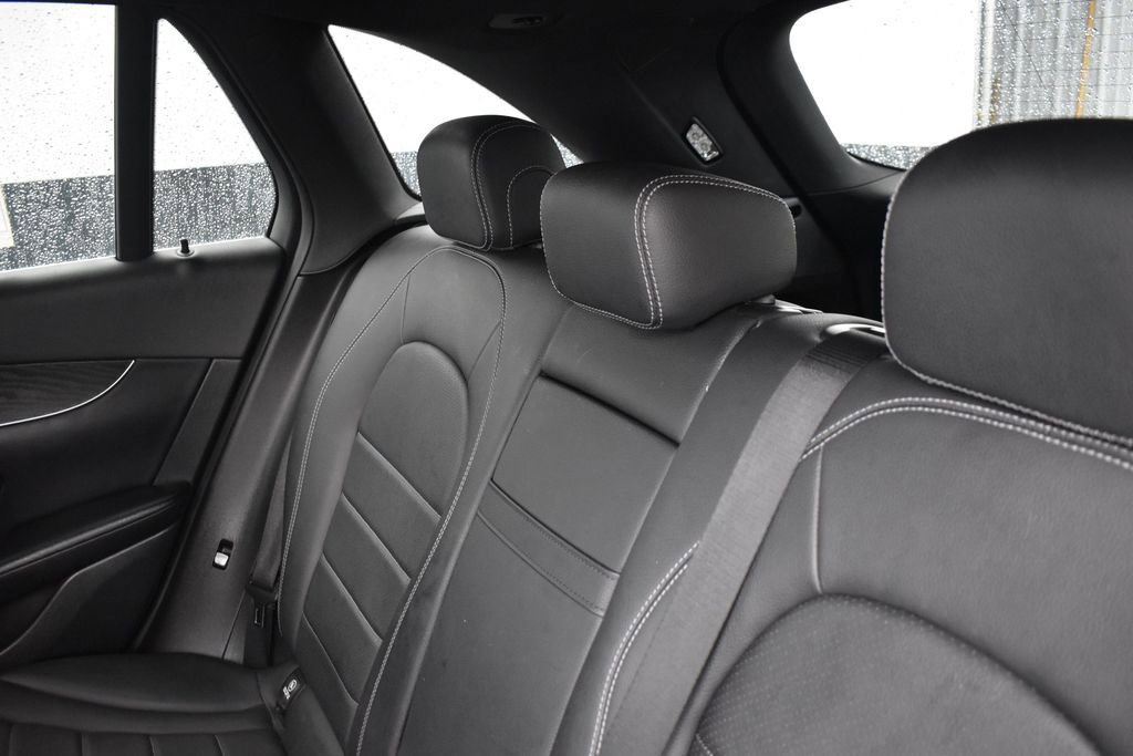 Used 2018 Mercedes-Benz GLC 300 4MATIC image 12