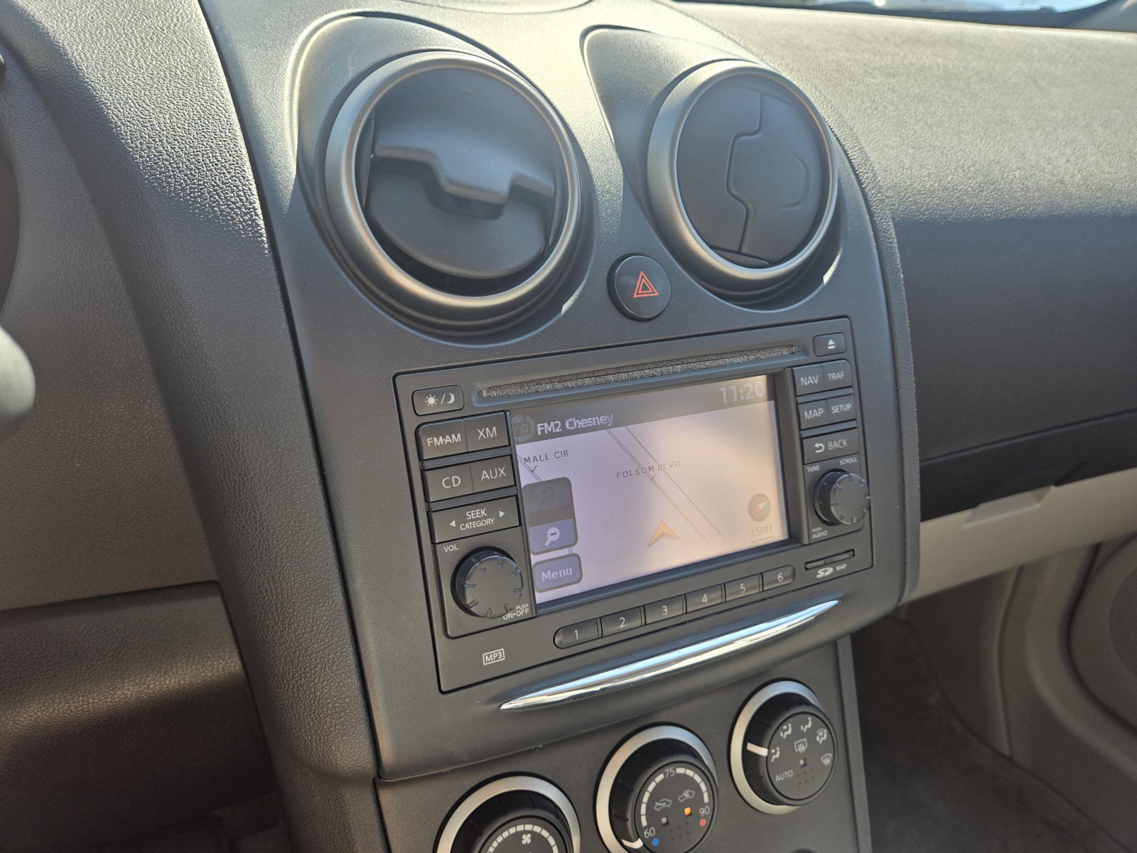 Used 2013 Nissan Rogue SV w/ Premium Pkg AWD/4WD image 16