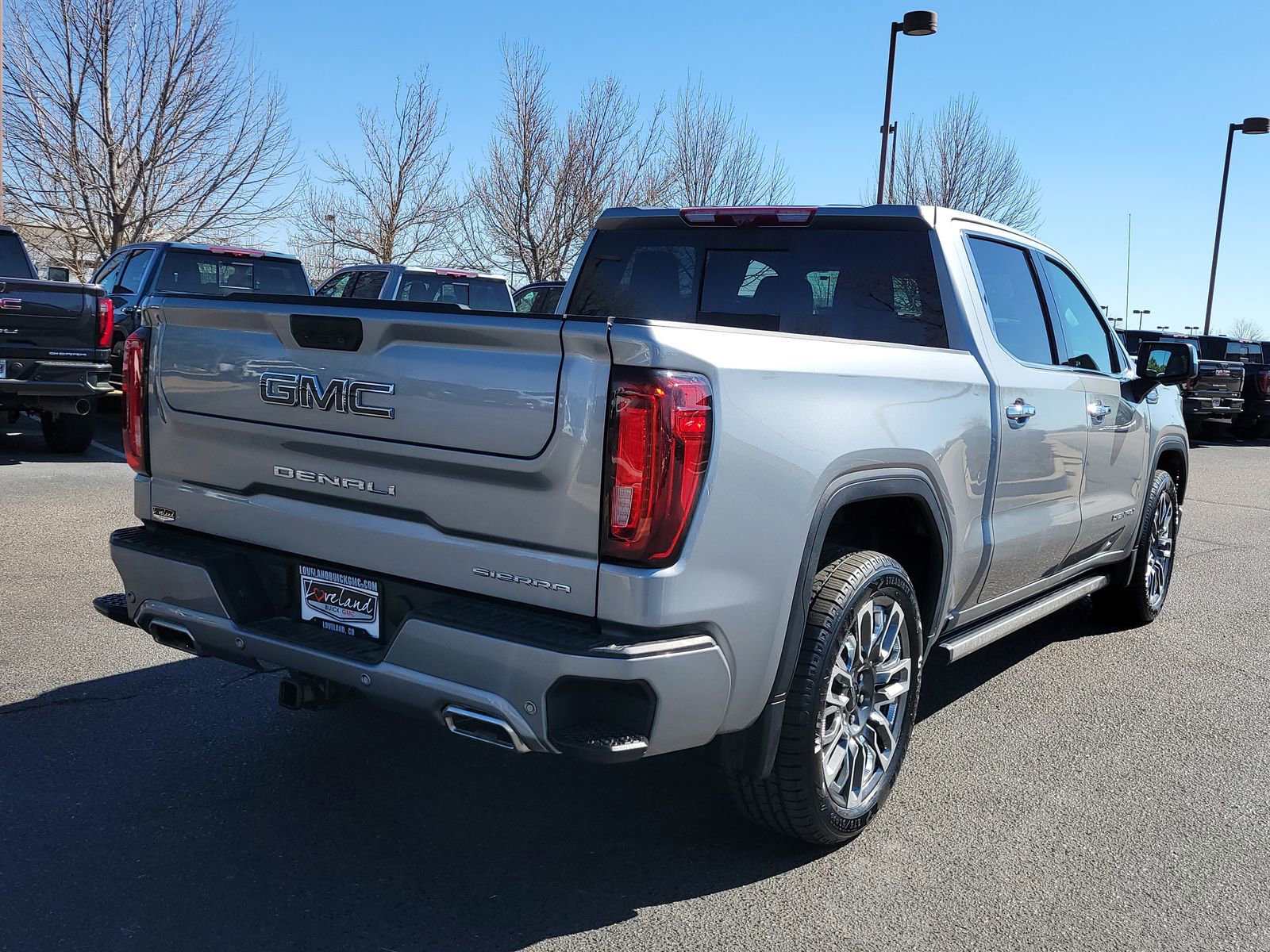 Used 2024 GMC Sierra 1500 Denali Ultimate AWD/4WD image 3