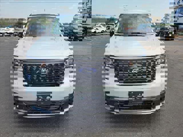 New 2025 Ford Maverick XLT w/ XLT Luxury Package image 9