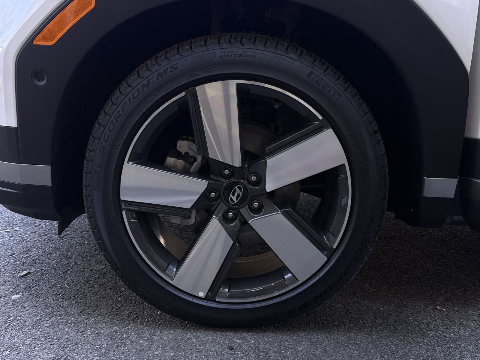 New 2026 Hyundai Santa Fe Limited image 12