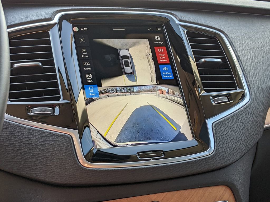 Certified 2025 Volvo XC90 B6 Plus AWD/4WD image 17