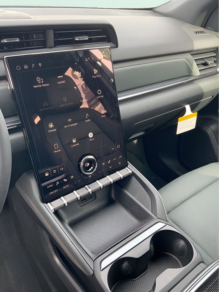 New 2026 GMC Terrain AT4 w/ Convenience Package III image 11