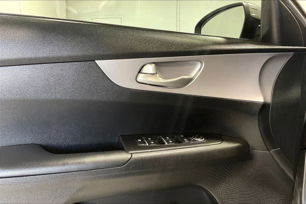 Used 2024 Kia Forte LXS image 19