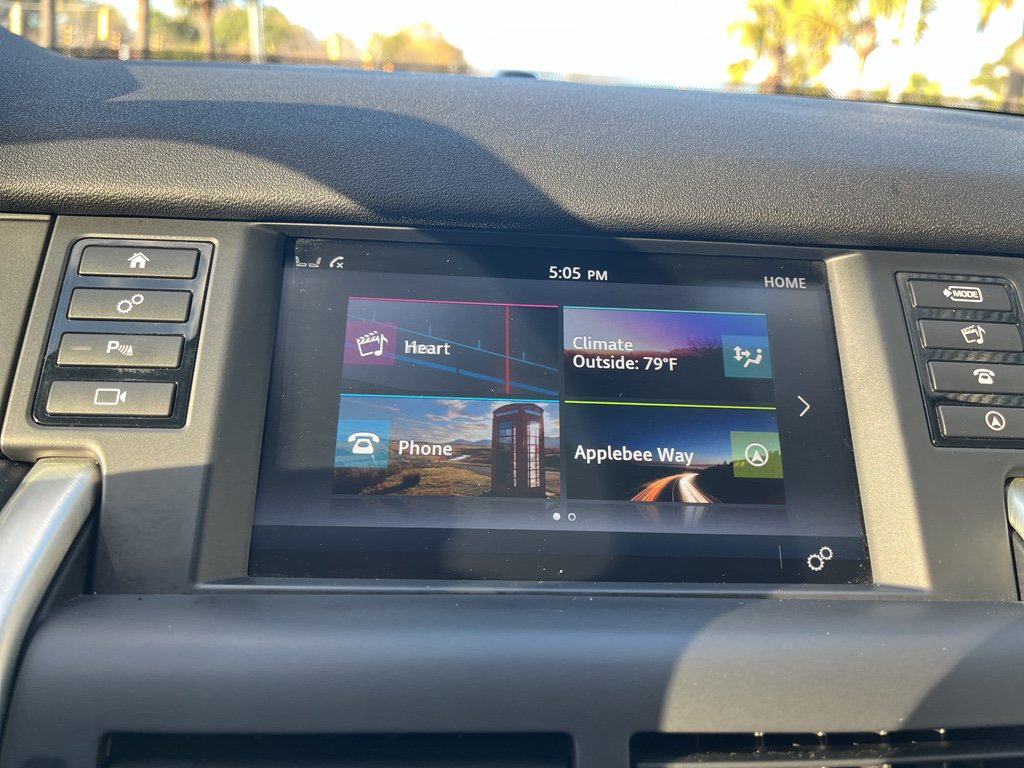 Used 2016 Land Rover Discovery Sport HSE AWD/4WD image 25
