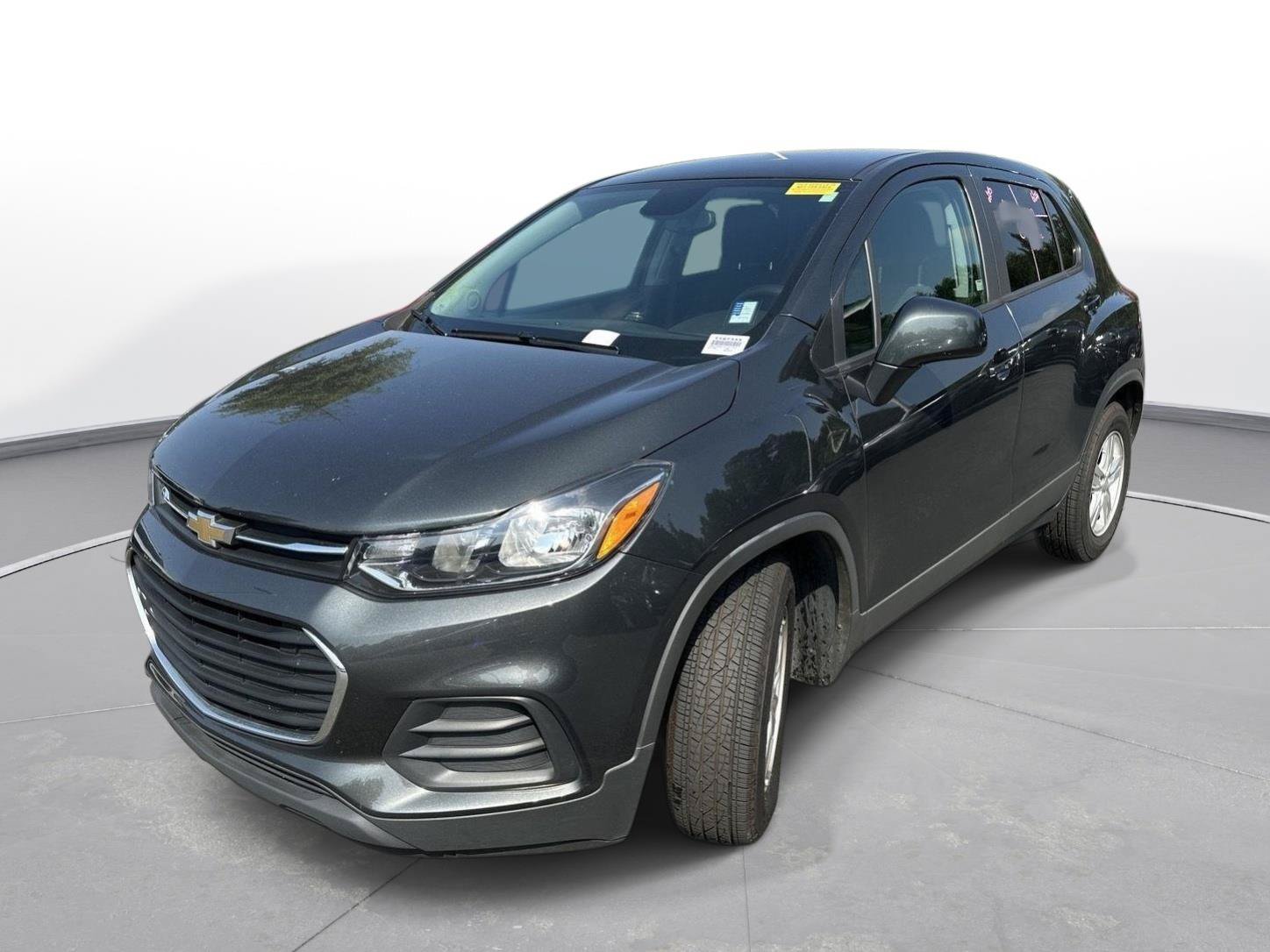 Used 2020 Chevrolet Trax LS w/ Tint and Cruise Package FWD video 2