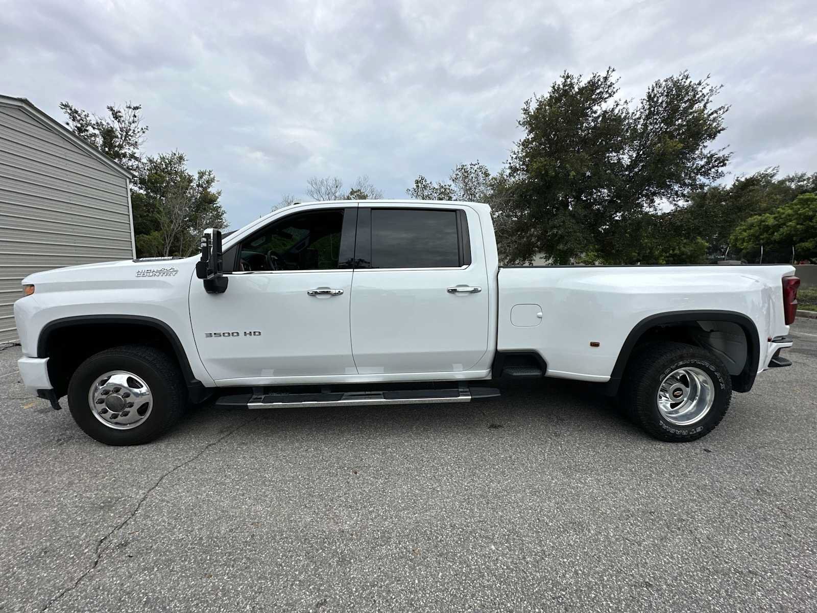 Certified 2021 Chevrolet Silverado 3500 High Country AWD/4WD image 3
