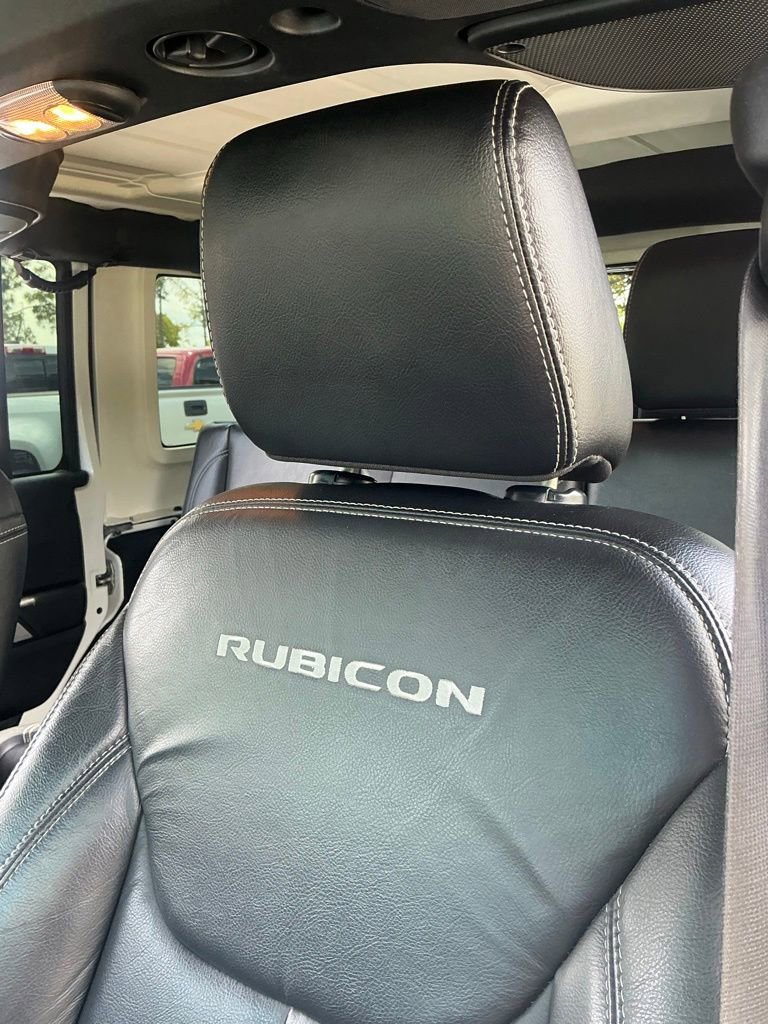 Used 2016 Jeep Wrangler Unlimited Rubicon AWD/4WD image 27