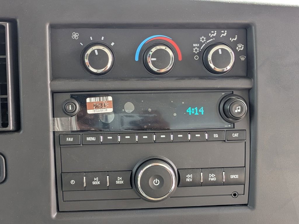 New 2025 Chevrolet Express 4500 Extended w/ Power Convenience Package image 19