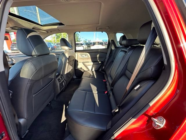 Used 2022 Nissan Rogue SV w/ SV Premium Package AWD/4WD image 29