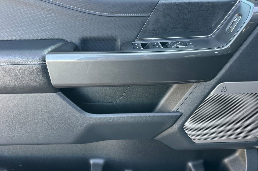 Used 2022 Ford F150 XLT w/ Equipment Group 302A High image 13