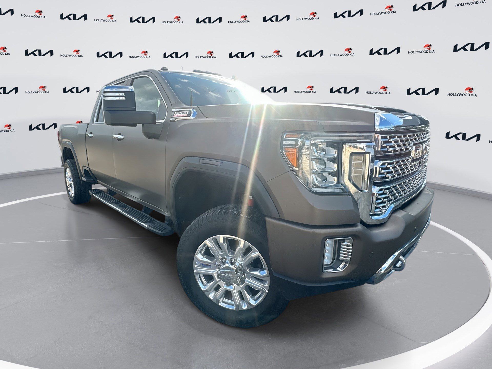 Used 2020 GMC Sierra 2500 Denali w/ Denali Ultimate Package image 1