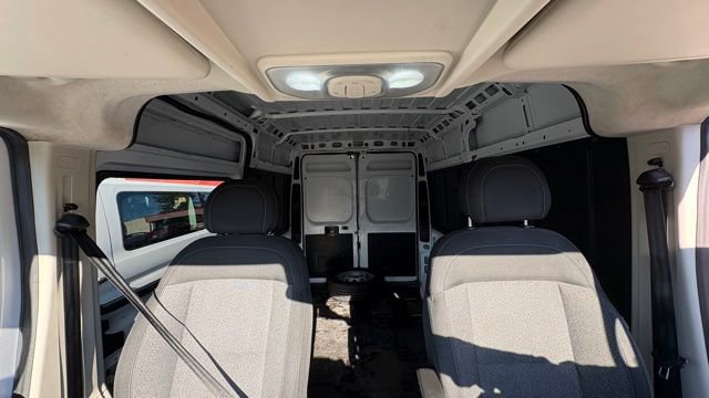 Used 2018 RAM ProMaster 2500 w/ Interior Convenience Group image 33