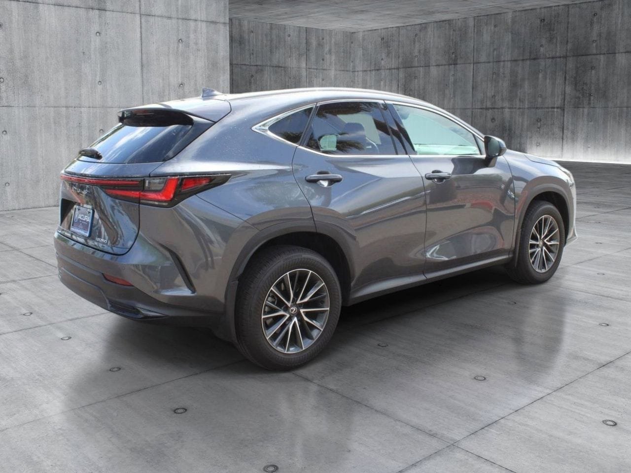 Used 2025 Lexus NX 250 FWD image 5