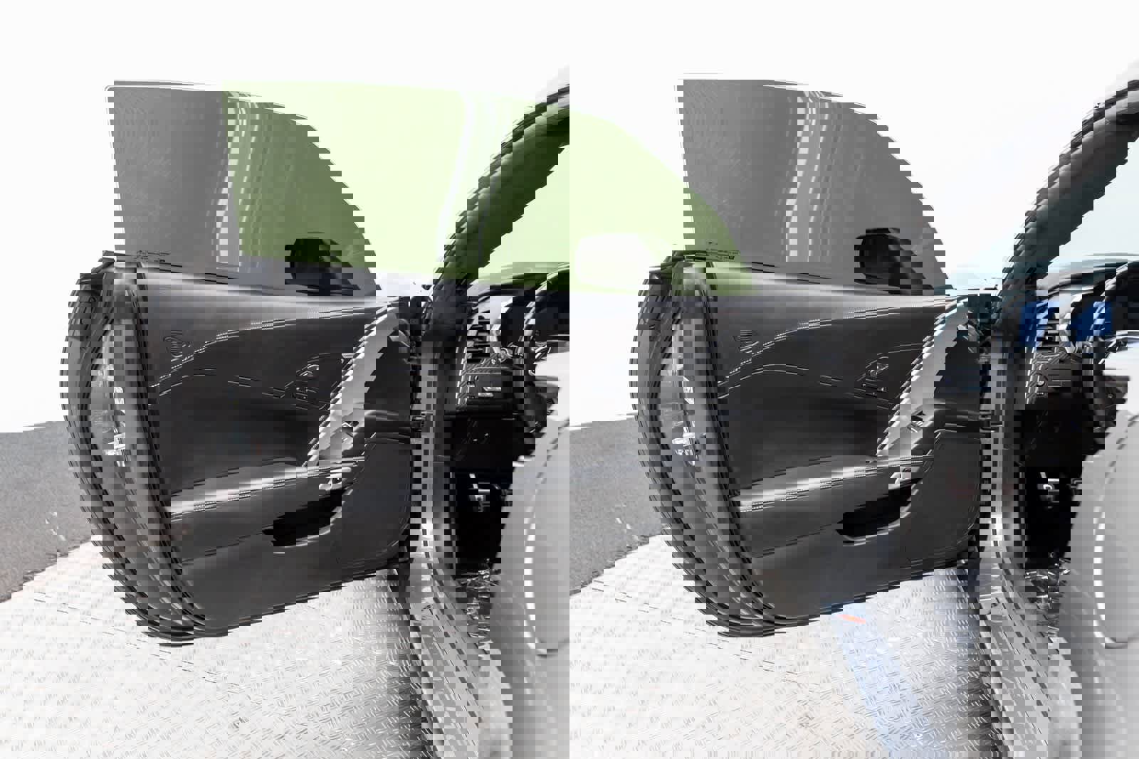 Used 2015 Chevrolet Corvette Z06 w/ 3LZ Preferred Equipment Group image 23