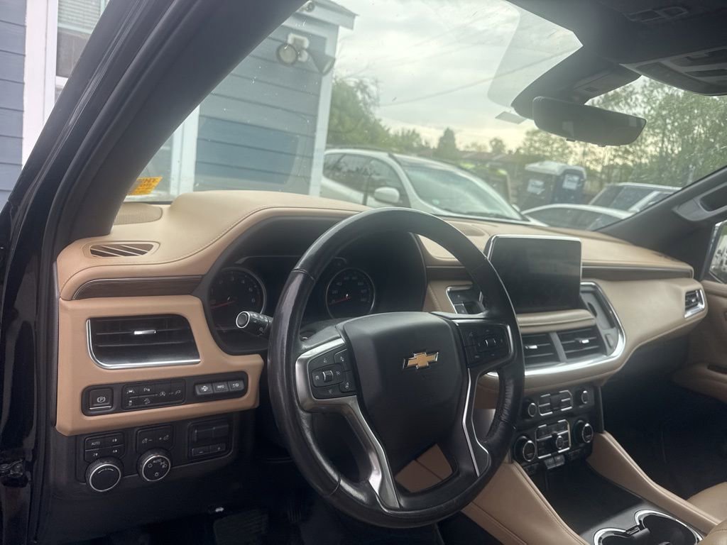 Used 2021 Chevrolet Tahoe Premier w/ Premium Package AWD/4WD image 21