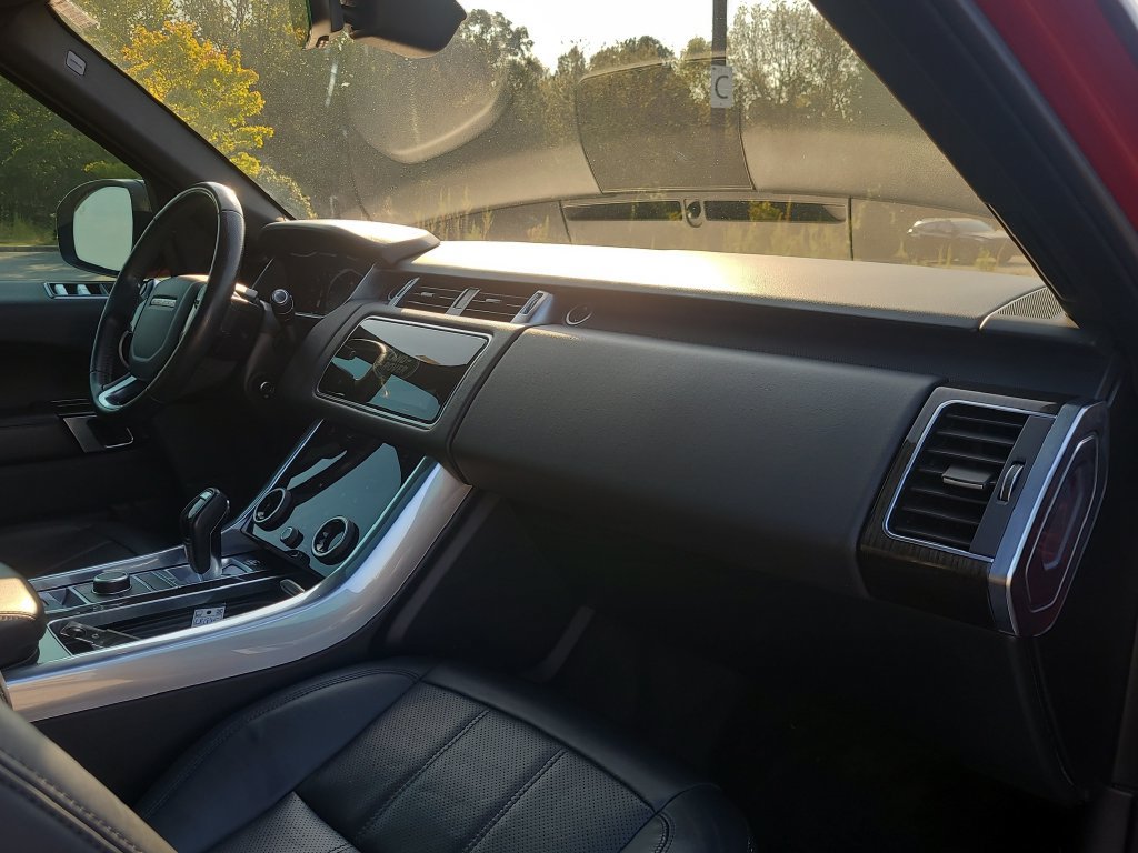 Used 2020 Land Rover Range Rover Sport HSE AWD/4WD image 16