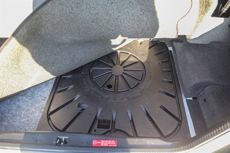 Used 1995 Mercedes-Benz E 320 Convertible image 91