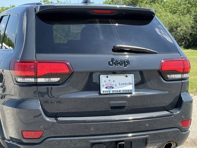 Used 2017 Jeep Grand Cherokee Altitude AWD/4WD image 7