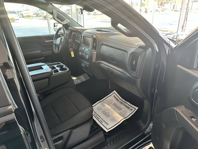 Used 2021 GMC Sierra 1500 Base image 16