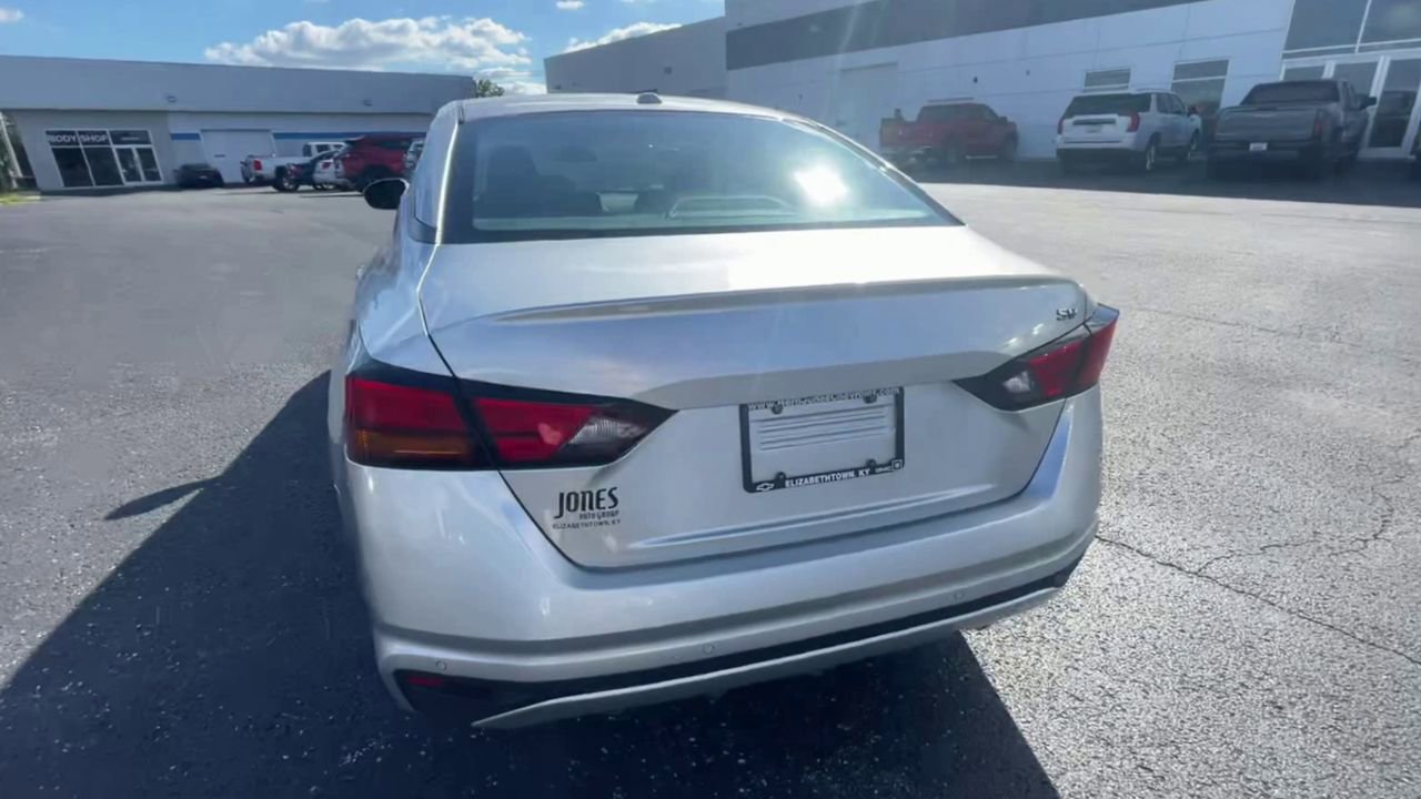 Used 2022 Nissan Altima 2.5 SV FWD image 8
