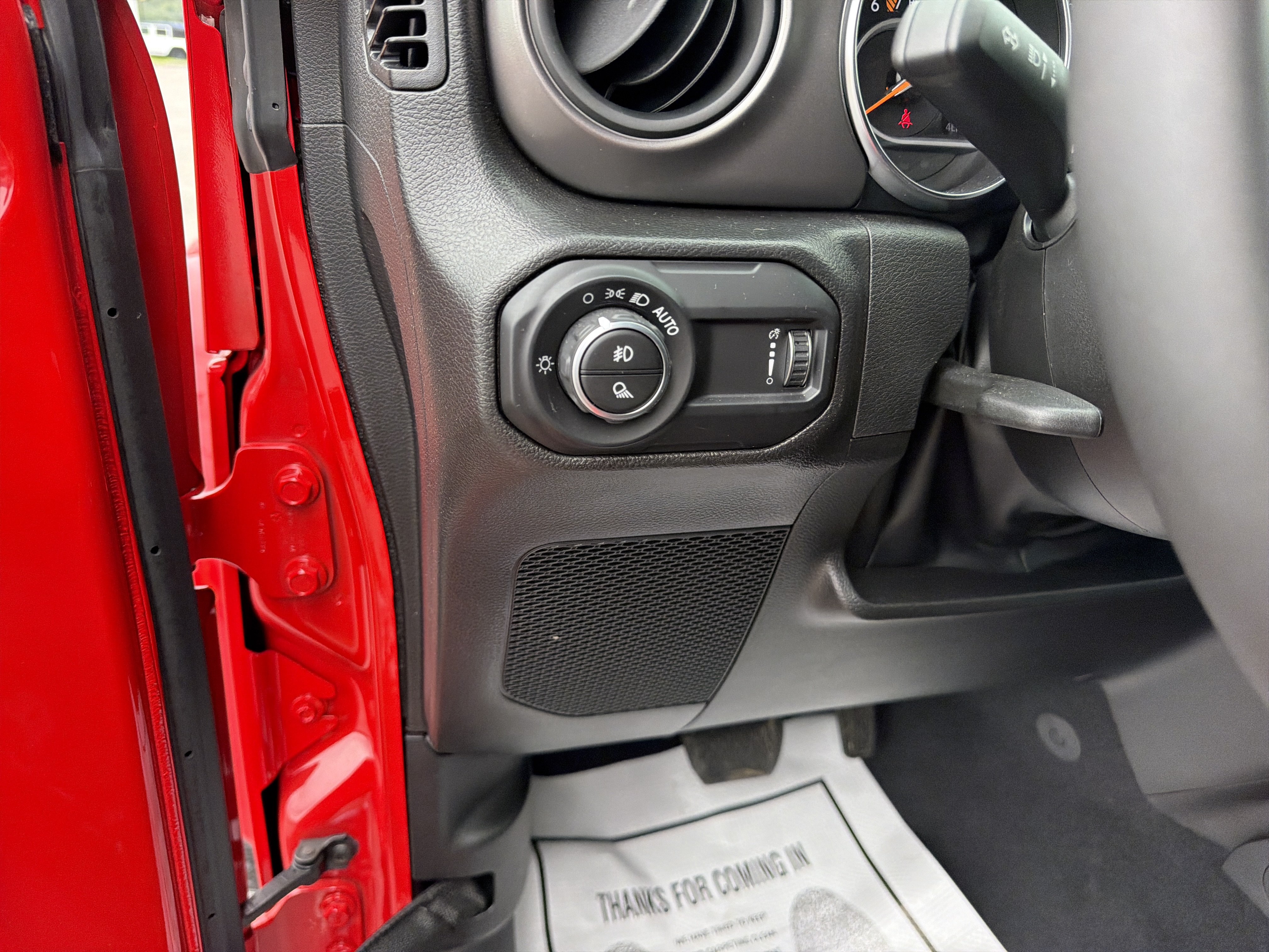 Used 2023 Jeep Gladiator Sport AWD/4WD image 17