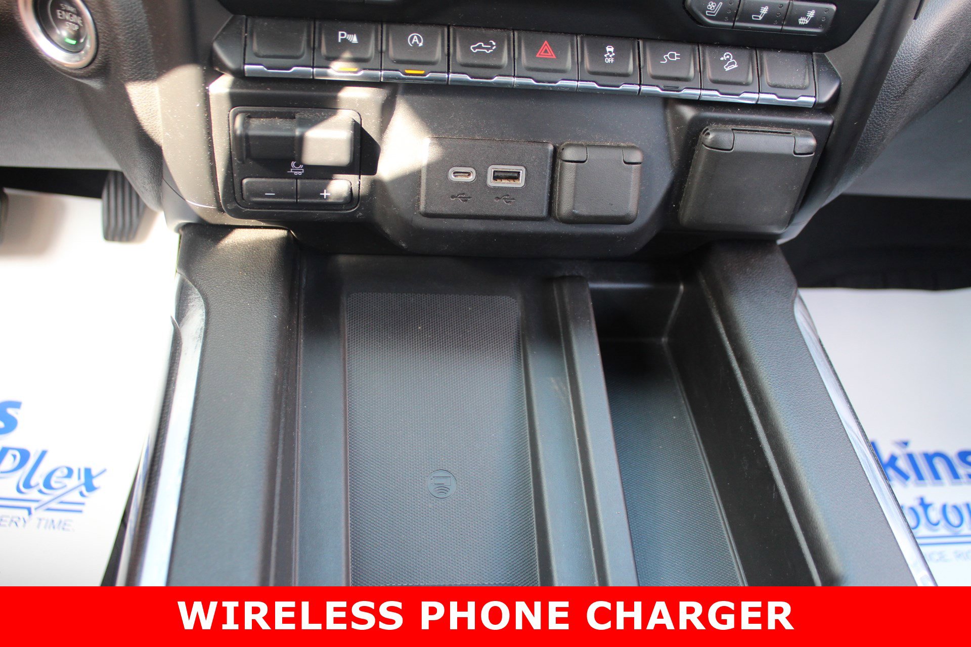 Used 2019 GMC Sierra 1500 AT4 w/ AT4 Premium Package image 26