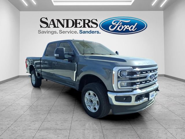 New 2026 Ford F250 XLT w/ XLT Premium Package AWD/4WD image 1