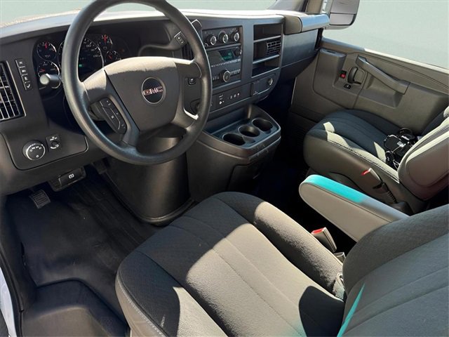 Used 2022 GMC Savana 2500 w/ Driver Convenience Package image 12