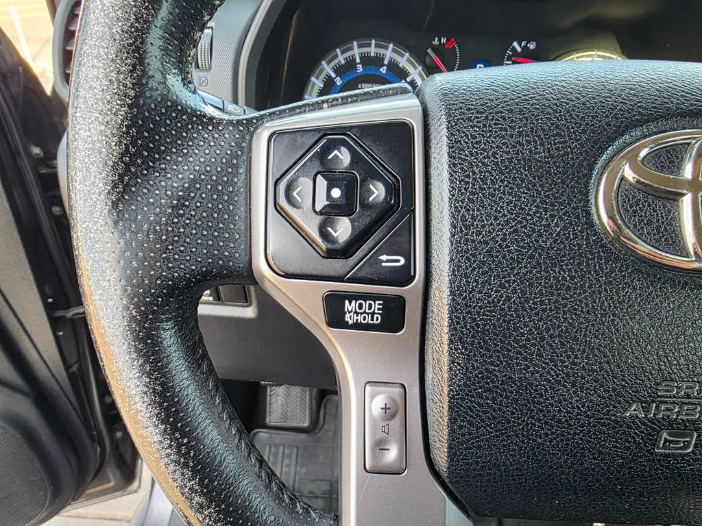 Used 2015 Toyota 4Runner SR5 image 12