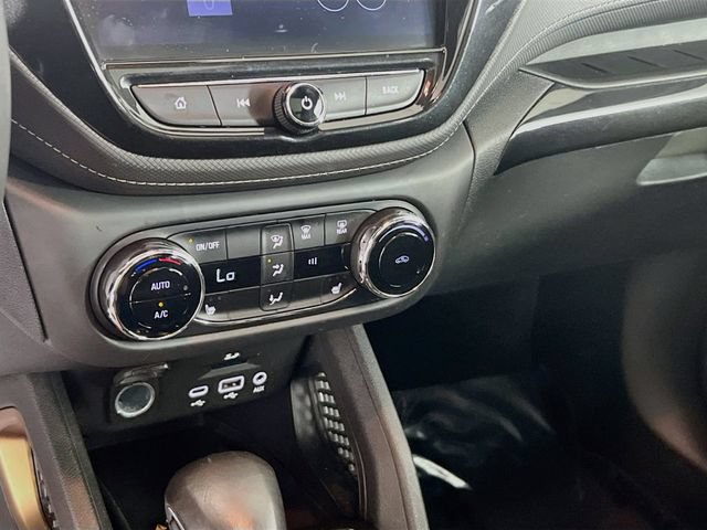 Used 2022 Chevrolet TrailBlazer ACTIV w/ Sun and Liftgate Package FWD image 14