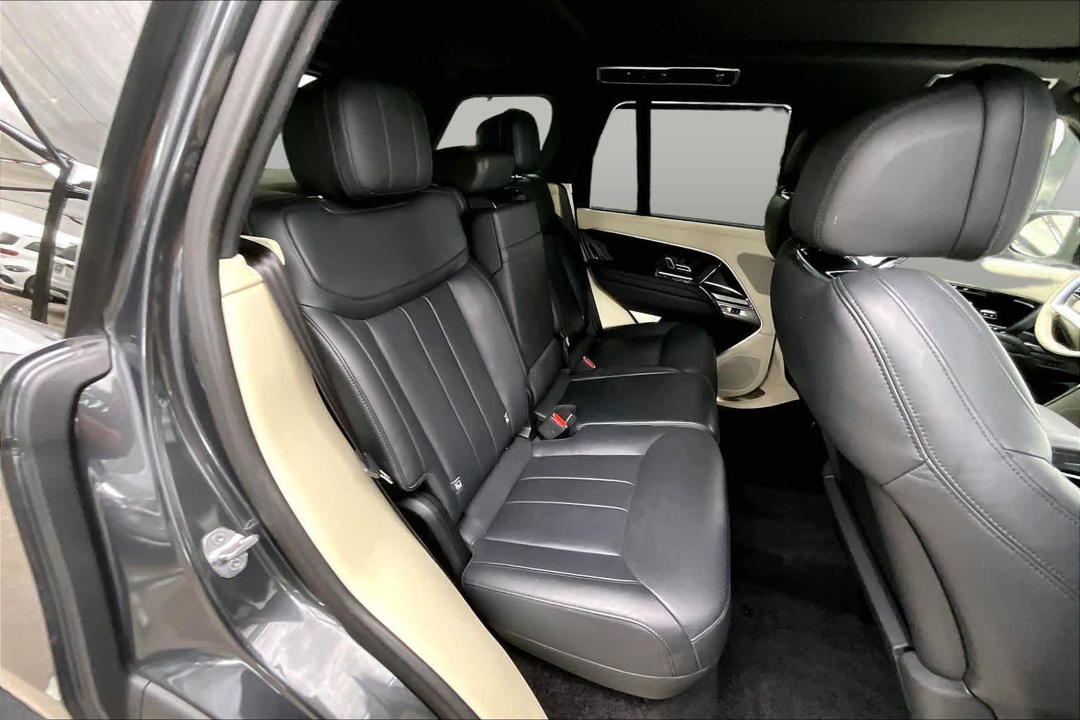 Used 2023 Land Rover Range Rover SE AWD/4WD image 20
