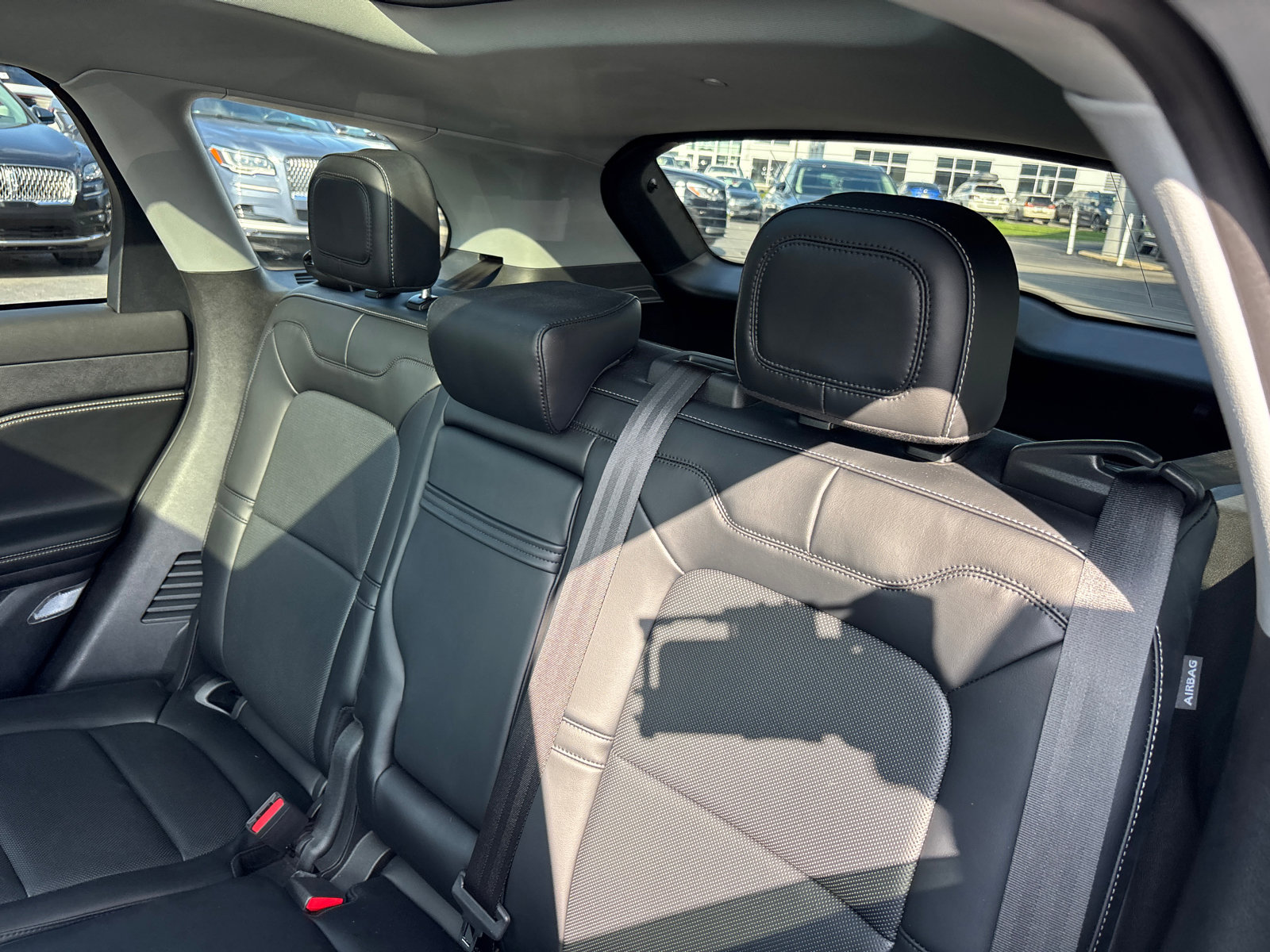 Certified 2022 Lincoln Corsair AWD w/ Premium Package image 27