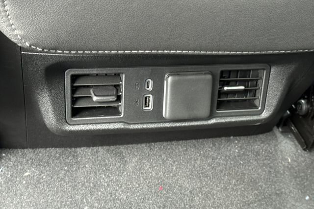 New 2026 GMC Sierra 1500 SLE w/ Preferred Package image 14