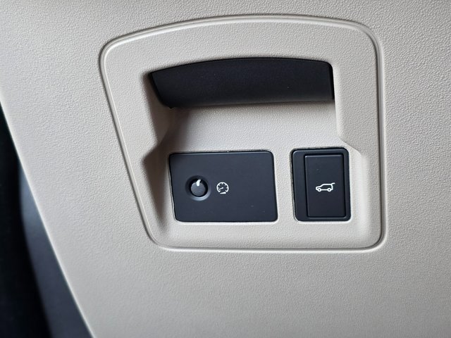 Used 2022 Land Rover Range Rover Velar S image 40