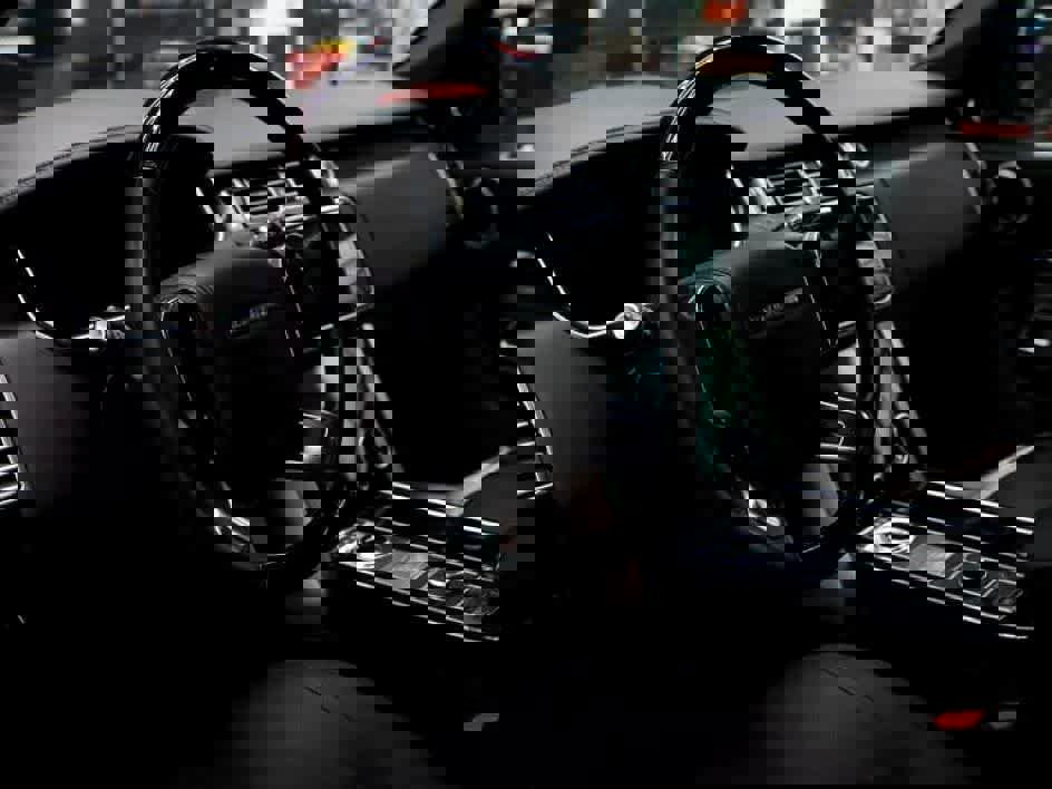 Used 2019 Land Rover Range Rover Supercharged image 15